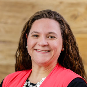 Lindsey Cusson Headshot